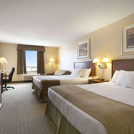 Days Inn By Wyndham Moose Jaw Eksteriør bilde
