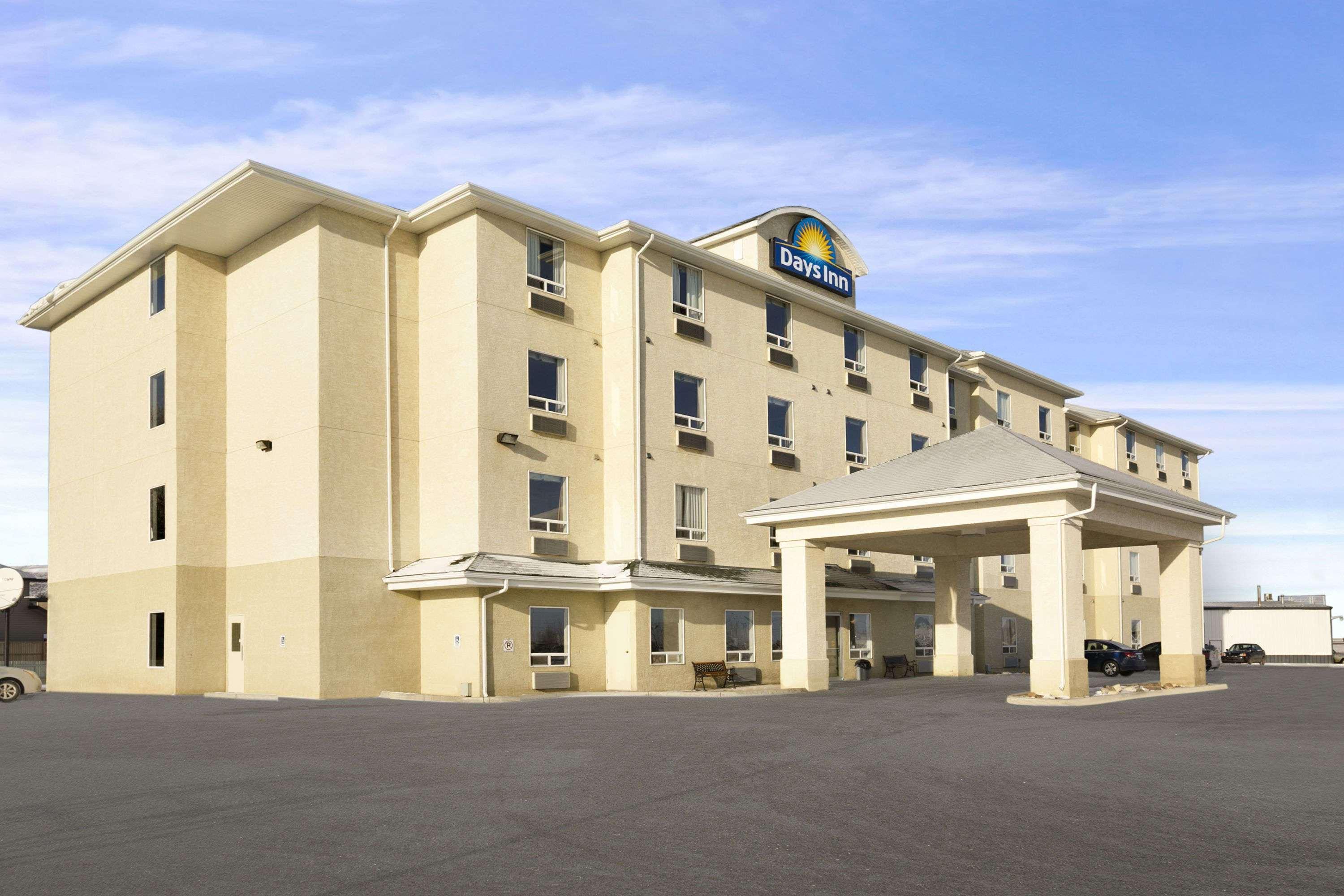 Days Inn By Wyndham Moose Jaw Eksteriør bilde