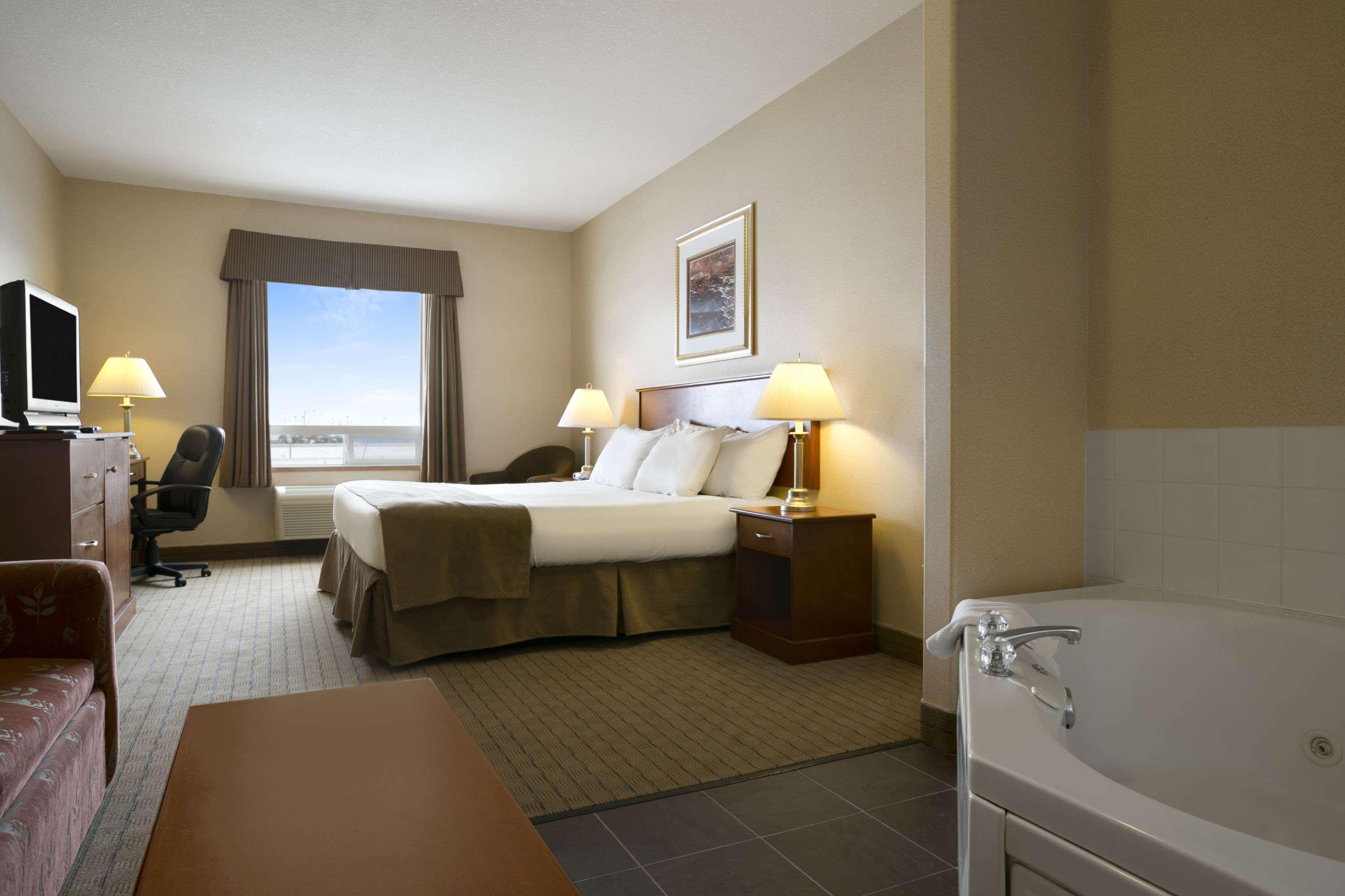 Days Inn By Wyndham Moose Jaw Eksteriør bilde