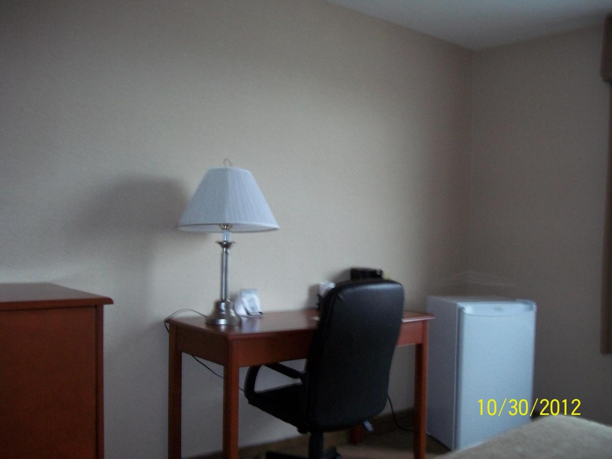 Days Inn By Wyndham Moose Jaw Eksteriør bilde