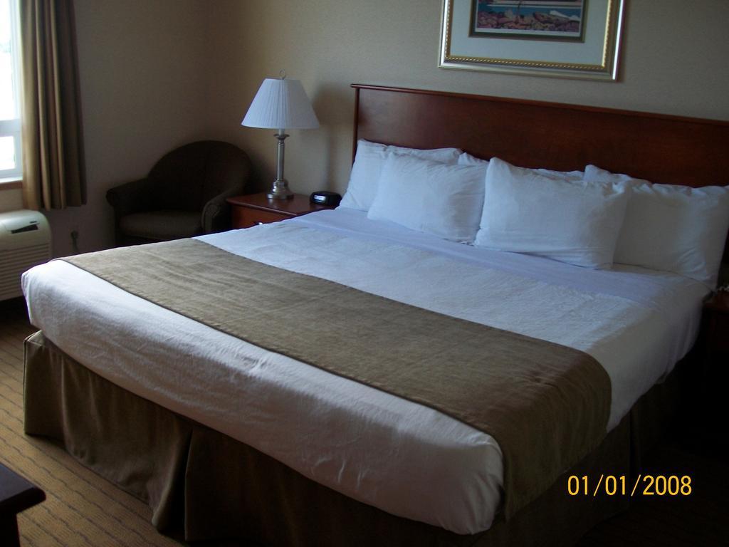 Days Inn By Wyndham Moose Jaw Eksteriør bilde